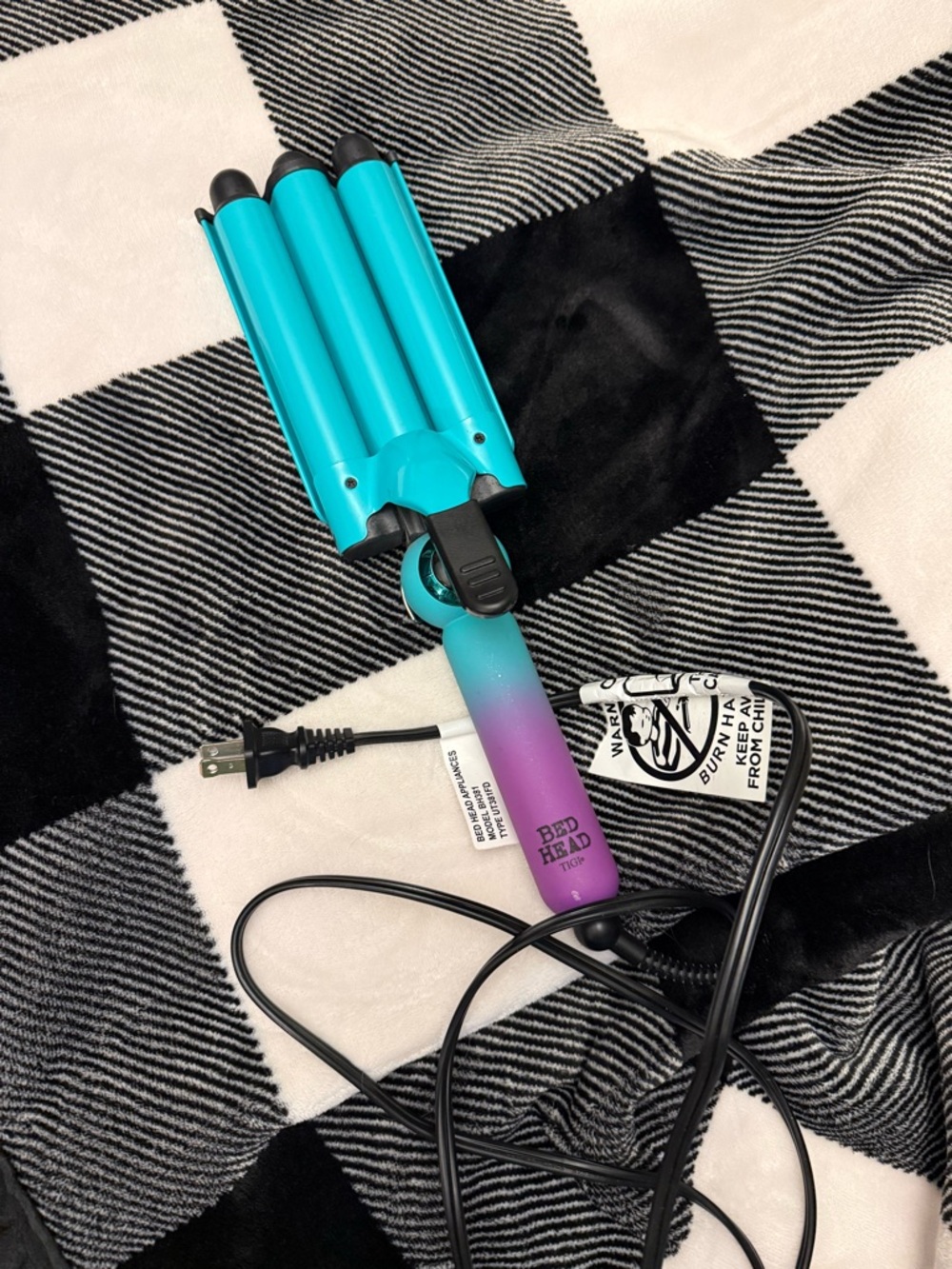 BedHead Triple Barrel Waver in Teal and Purple Gradient